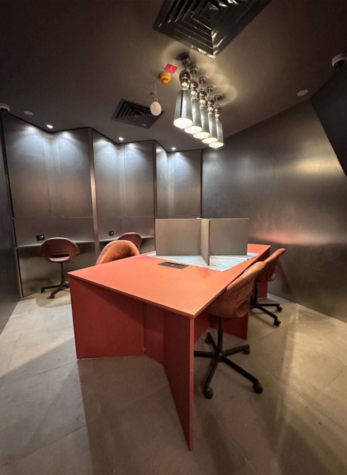 Luxurious Fully Furnished Administrative Office for Rent