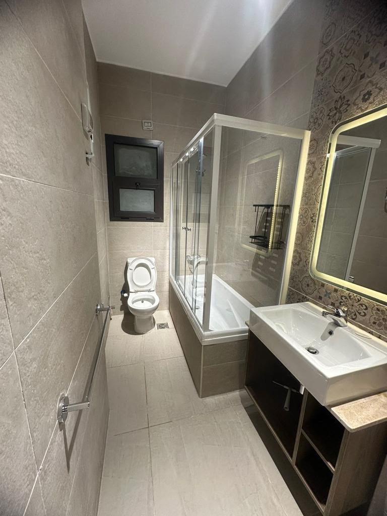 Apartment for Sale in Al Marasem, New Cairo, 160 sqm Fully Finished
